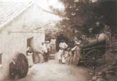 Instalación de una turbina en un molino andaluz (1920)