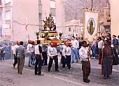 Romería a su paso por la "punta del pueblo"