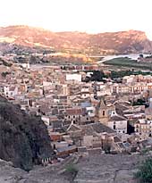 Vista desde escaleras de subida al Castillo